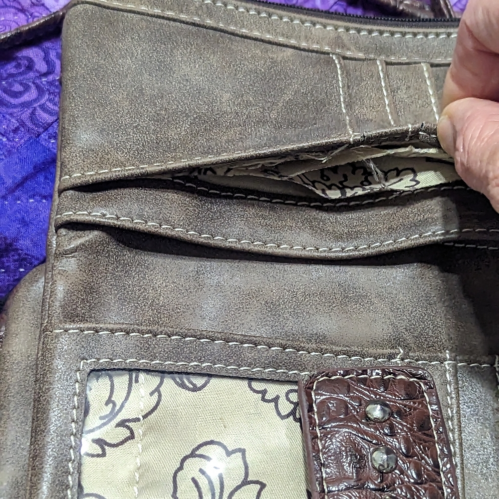 Western crossbody wristlet purse